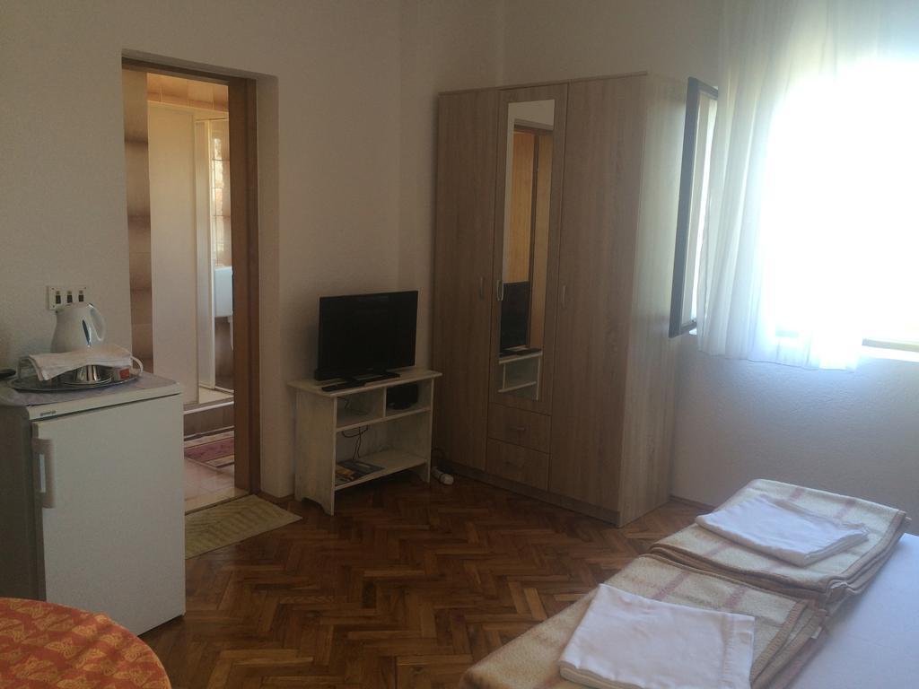 Apartments Radulovic Biograd Na Moru Exterior photo